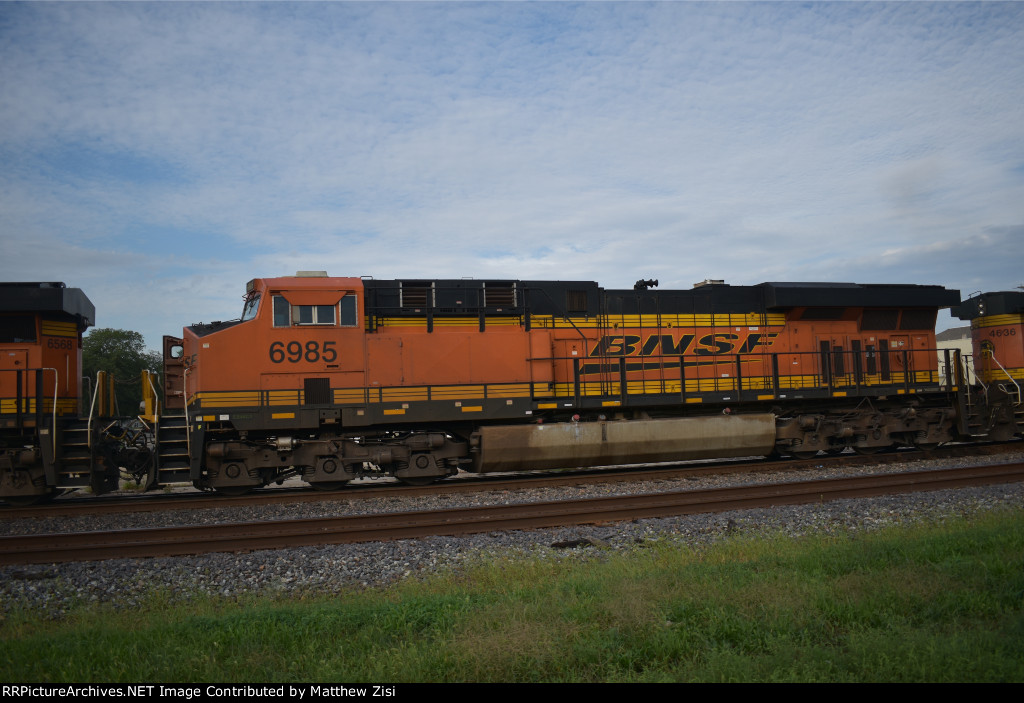 BNSF 6985